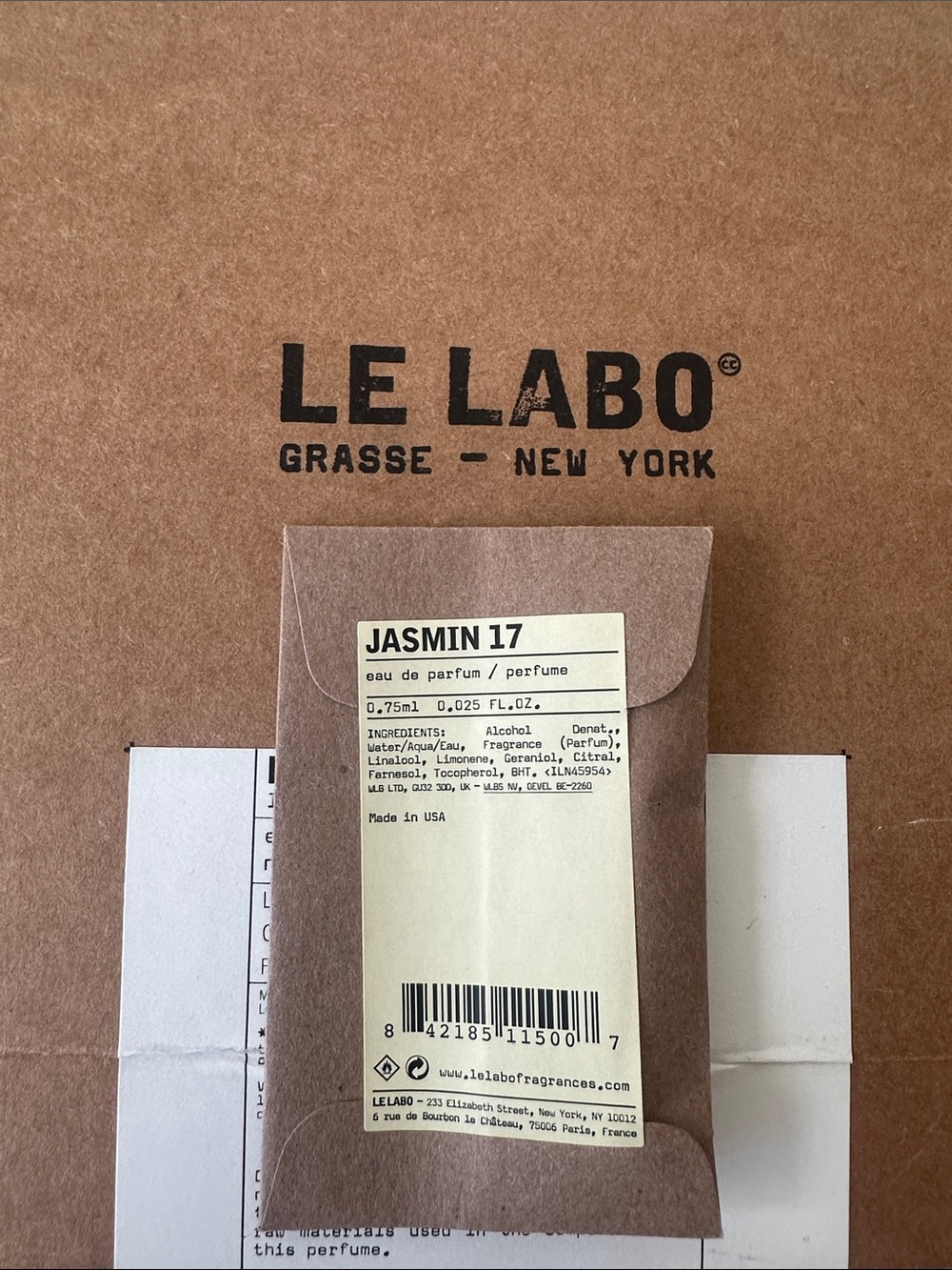 Le Labo Jasmin 17 - Brown and Cream Sample Packet
